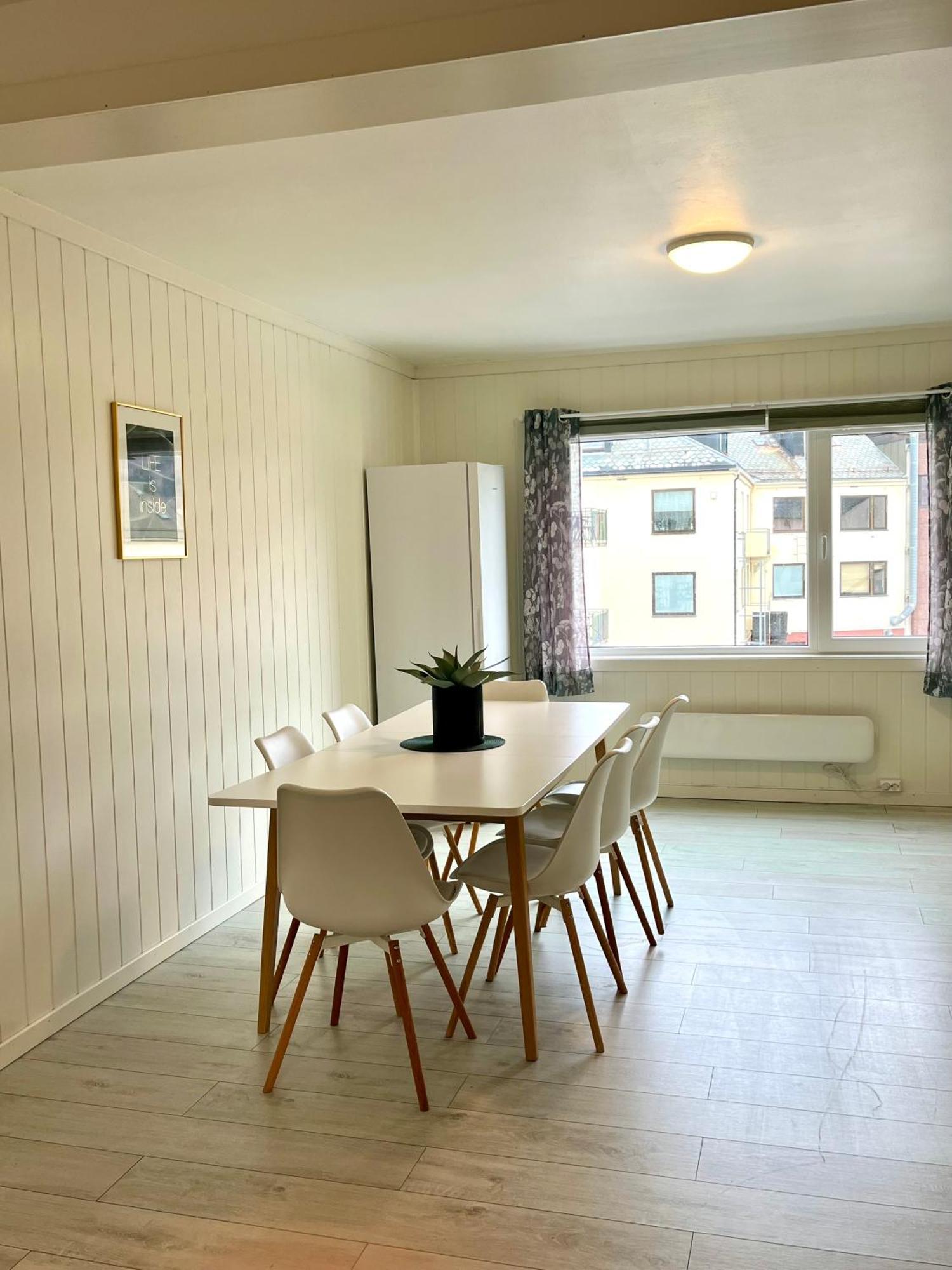 I hjerte av Åndalsnes sentrum Eksteriør bilde