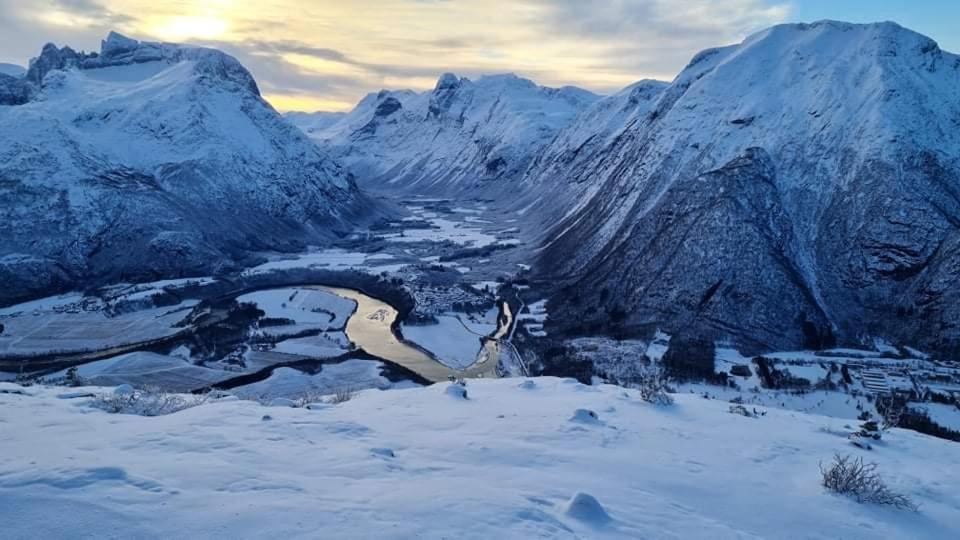 I hjerte av Åndalsnes sentrum Eksteriør bilde